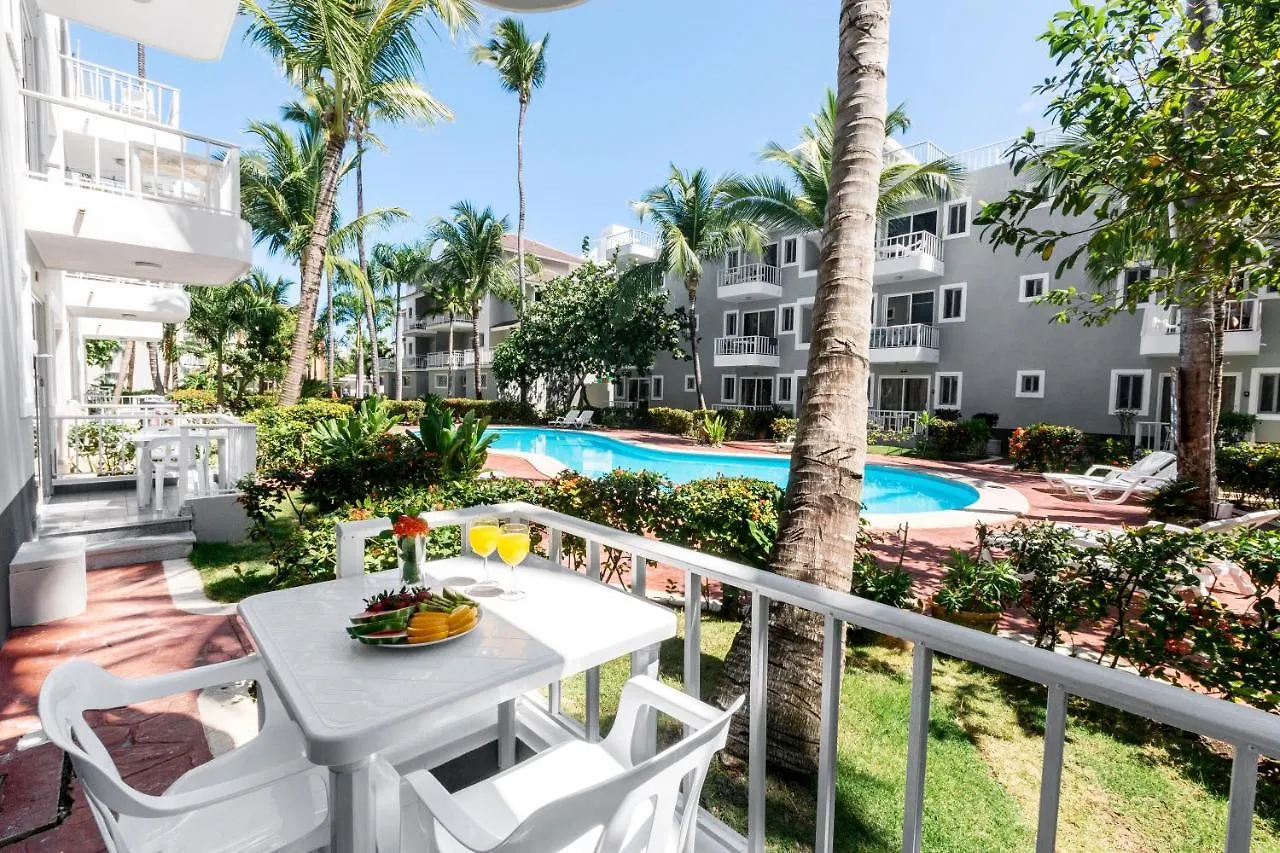 Tropicana Suites Deluxe Beach Club & Pool - Playa Los Corales Punta Cana Hotel